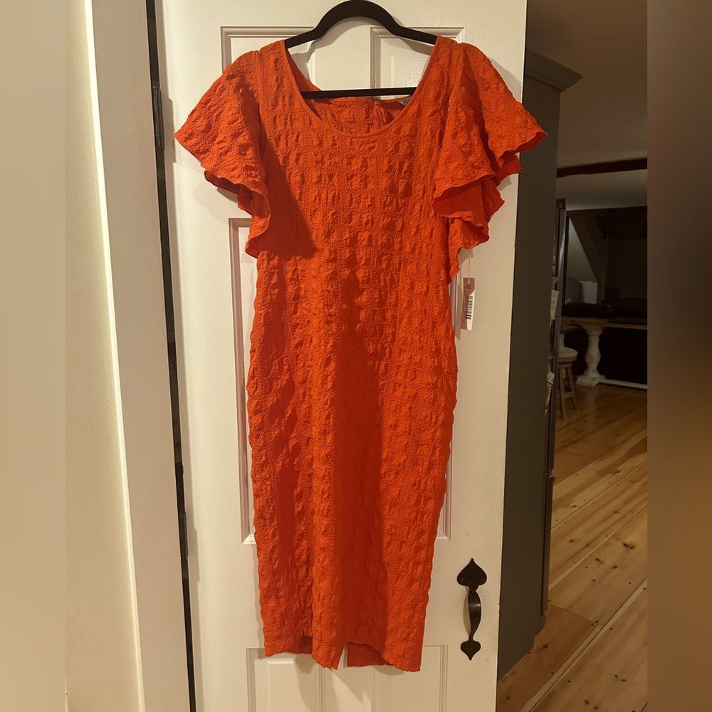 Gorgeous Designer Courtney Washington orange Pucker Sheath Dress